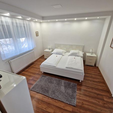 Matrix Apartman Бекешчаба Экстерьер фото